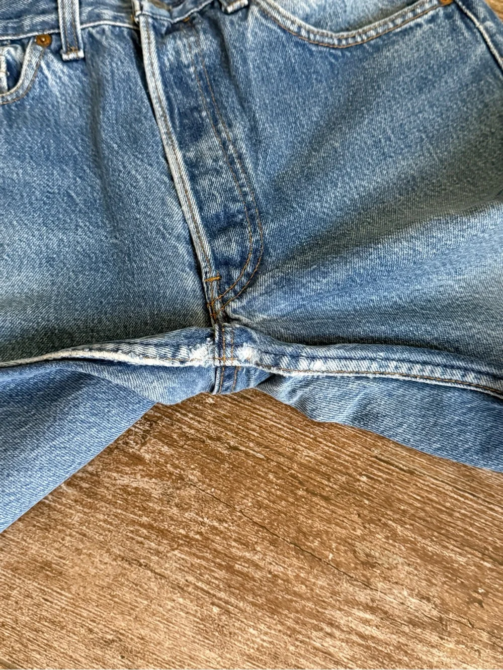 Vintage 1988 Levi's Men's 501 Straight Leg Jeans Classic Rinse Wash 33 X 30 USA